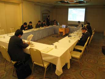 青森県政記者会の記者