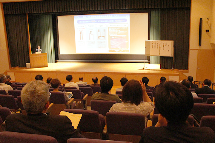 会場の様子