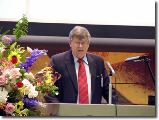 Dr. Heinonen