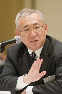 中島明彦氏