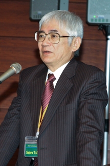 田中　知氏