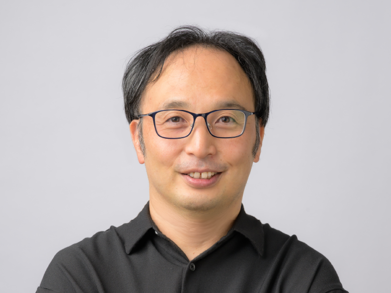 南川 卓也