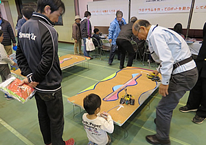青少年のための科学の祭典2017ひたちなか大会に出展しました。(2017年11月4日、5日)