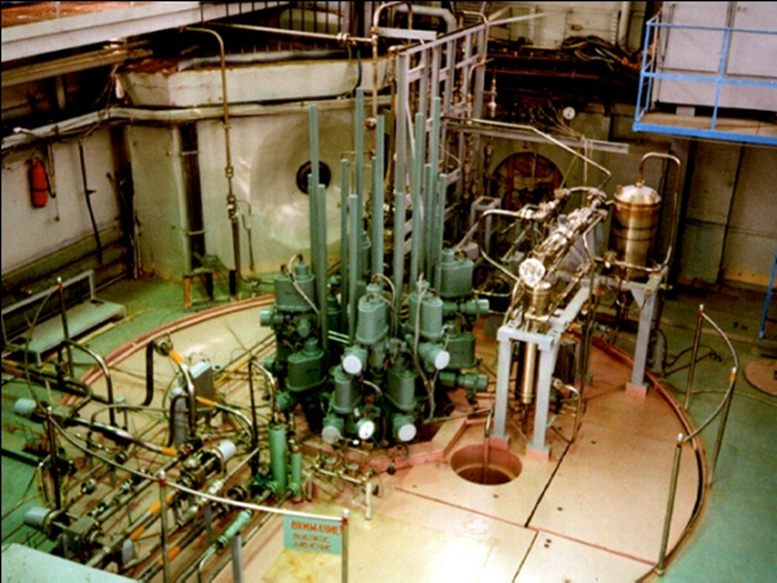 EAGLE試験研究で使用する試験用原子炉