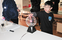 静電気で遊んでみよう！