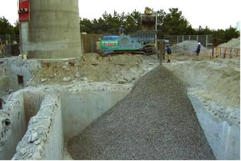 Backfilling of underground spaces by crushed concrete debris
